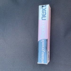 Brand New Ariana Grande T U N